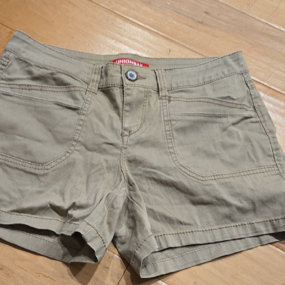 UNIONBAY Women's Khaki Cargo Shorts